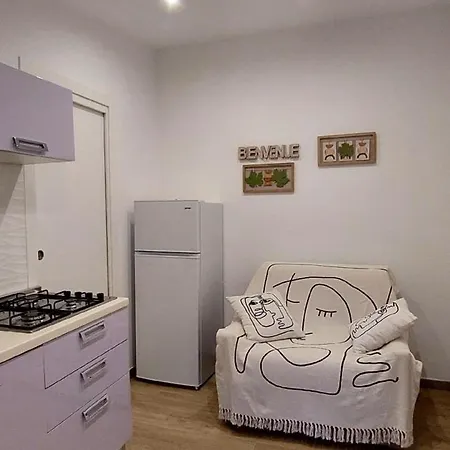 Freistehendes Zwei-zimmer-haus Apartment *