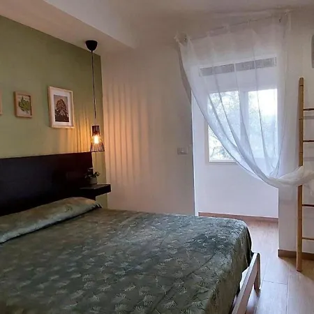 Apartment Freistehendes Zwei-zimmer-haus Peschici