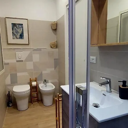 Freistehendes Zwei-zimmer-haus *