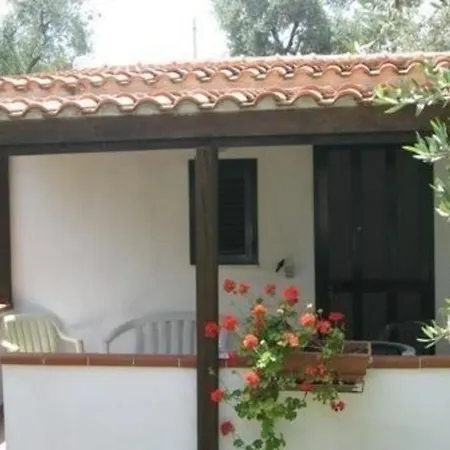 Freistehendes Zwei-zimmer-haus